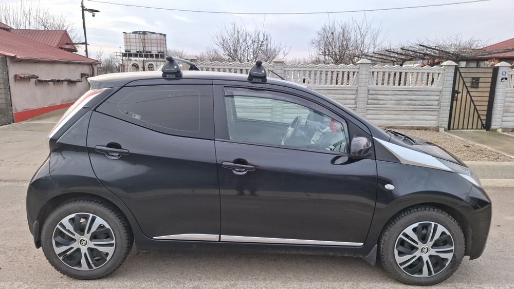 Vând Toyota Aygo