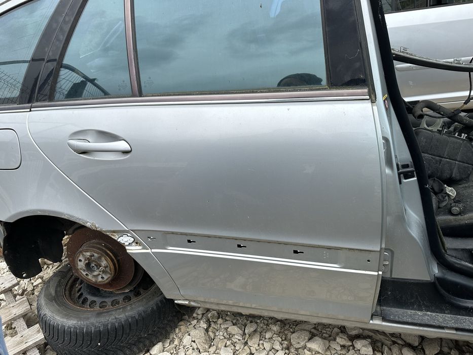 Задни врати за Мерцедес W203 face lift C classa!!!