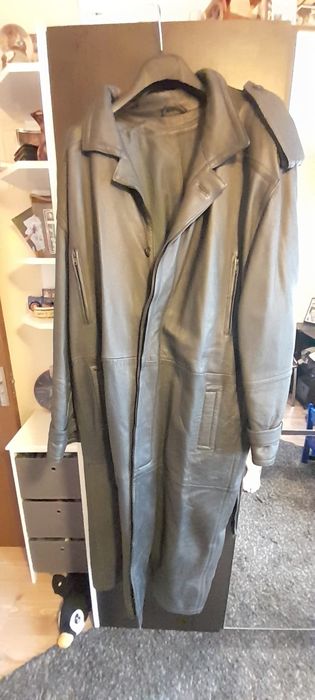 Haina lunga de piele