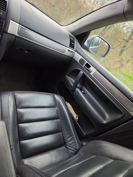 VW Touareg 4.2 с газ