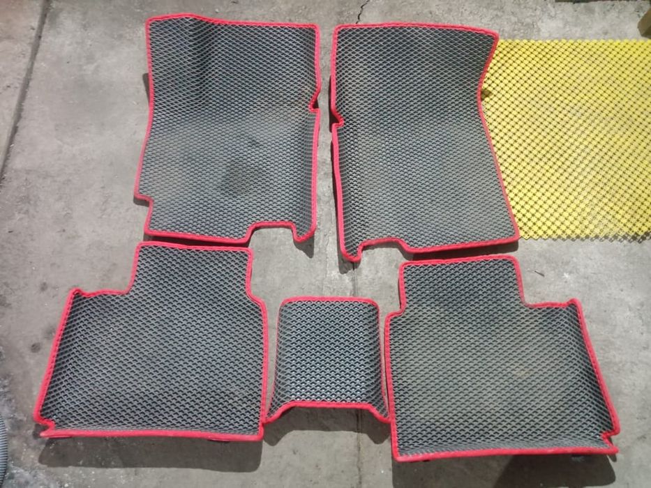 Срочно продам полики на джак джей 7