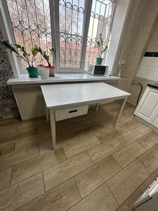 Продаем стол ,сосна , Nikkos