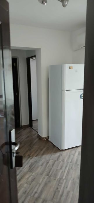 Vand apartament 2 camere Navodari