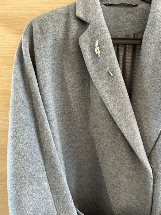 Продаётся женское пальто