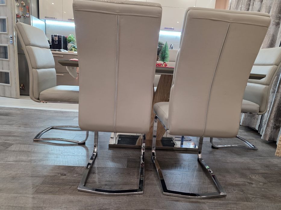 Трапезни столове 8броя