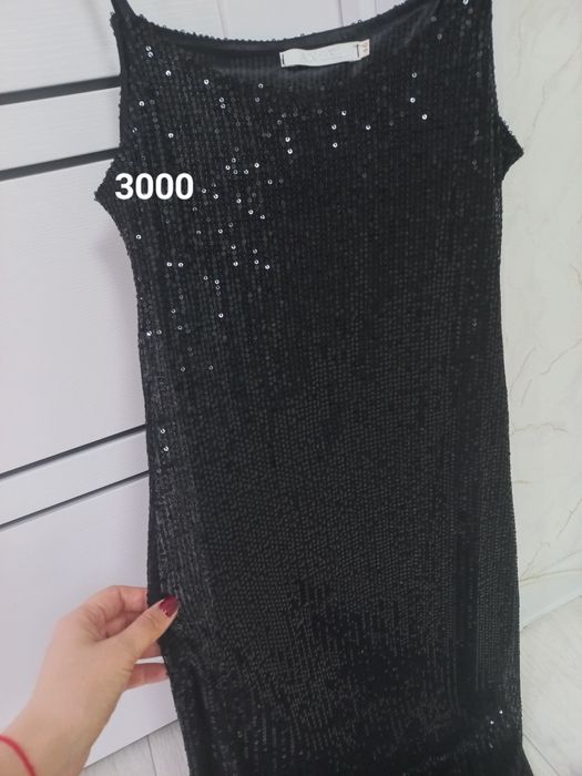 Продам платья 44-46 размер