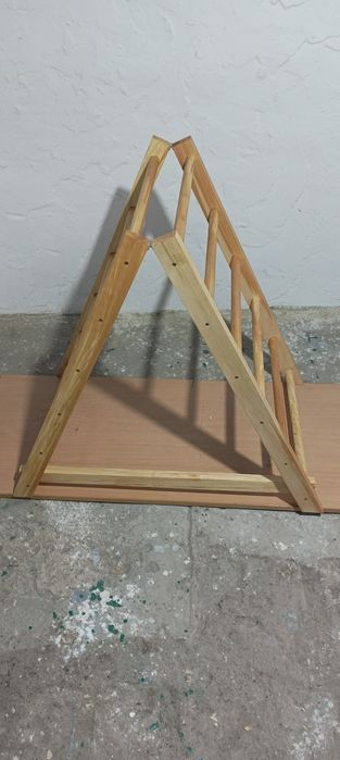 Нов триъгълник на пиклер с финиш ленено масло височина  90