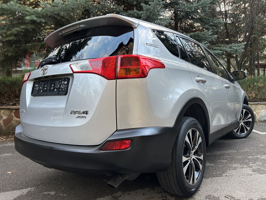 Toyota Rav4 2.0 D-4D, 4x4 , 124 к.с.,11. 2014 г, Пълна серв. история !