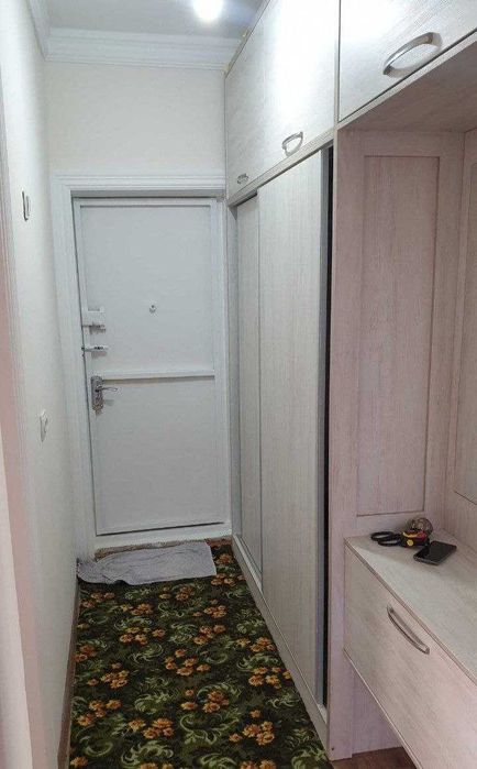 Юнуасабад - 7 квартал 1 хонали 2-этаж срочно сотилади 55 м2