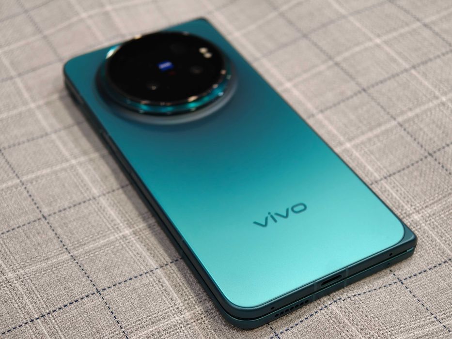 Vivo X Fold 6 12/256 син - сгъваем 8.02"; Dimensity 9500 Super; 7000mAh; Zeiss 200mpx