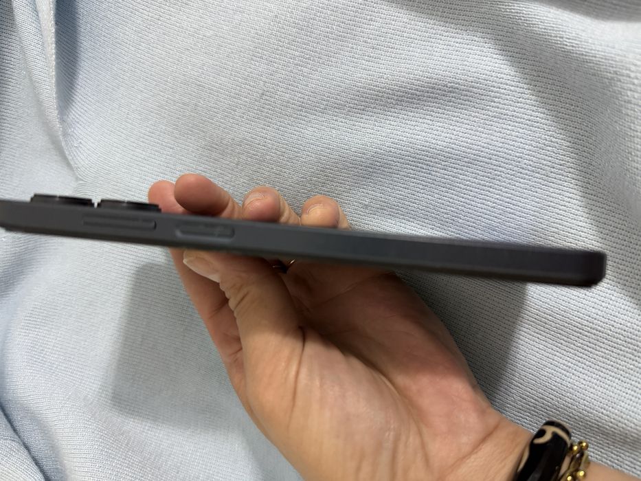Телефон Realme narzo 50