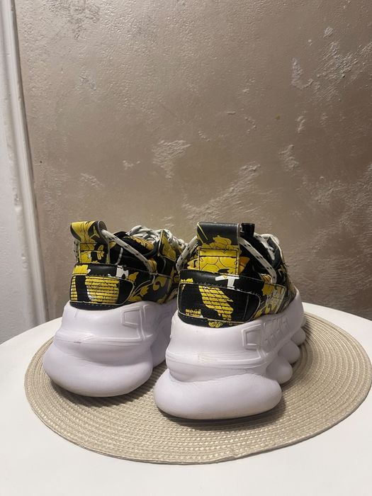 Versace Chain Reaction – Mărimea 42, Galben/Negru