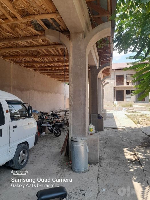 Bochka yaqinida dacha sotiladi 18 soʻtik