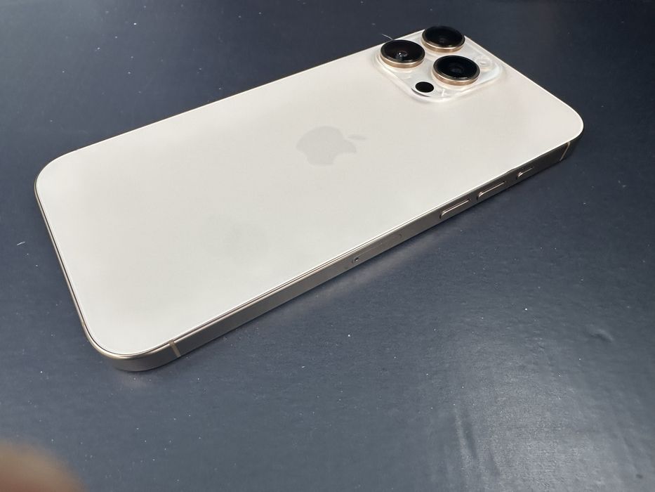 IPhone 16 Pro Max за части