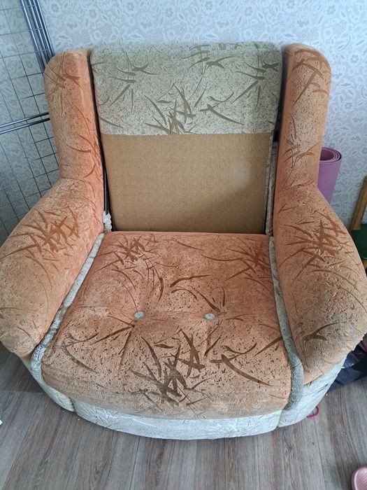 Продам диван и кресло