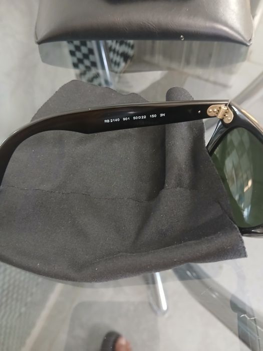 Ochelari rayban firma