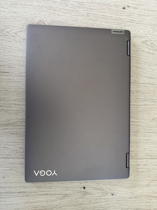 Lenovo Yoga 7 16IAH7