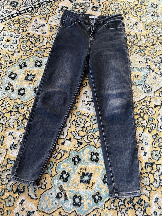 Продам джинсы женские