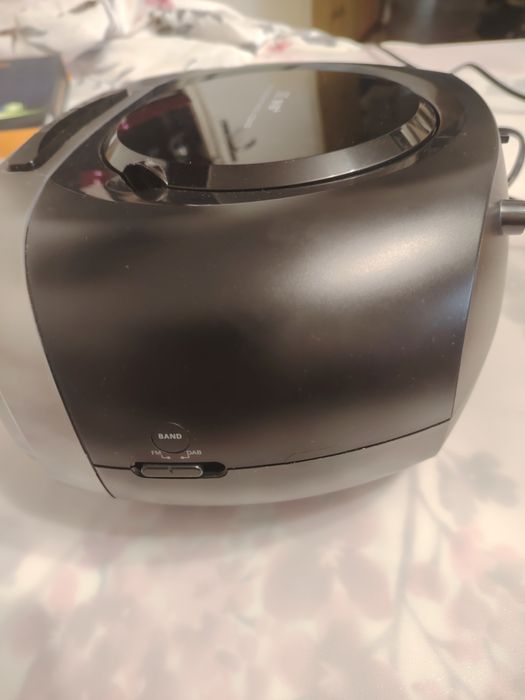 PHILIPS CD радиокасетофон DAB Аудио вход черен (AZB600/12)