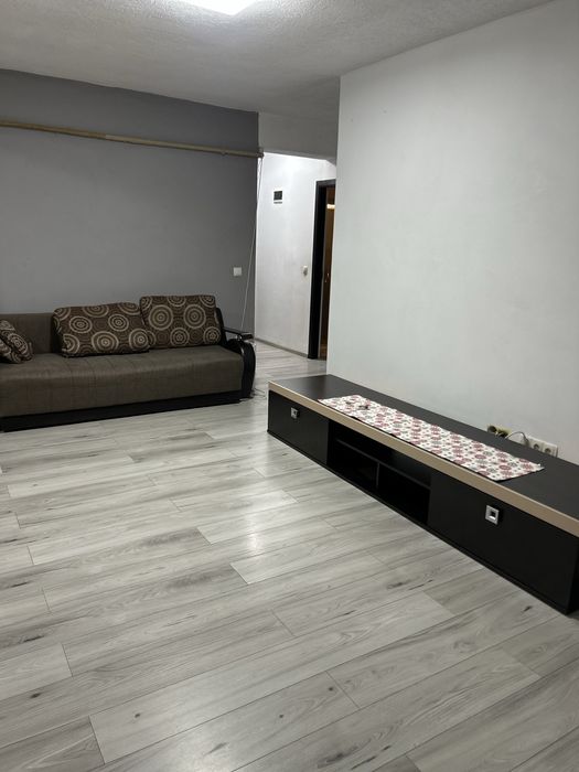 Proprietar vand apartament 3 camere