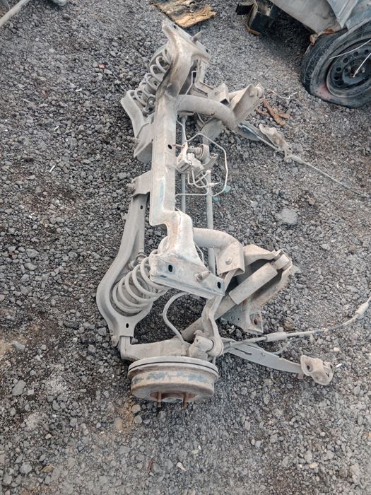 Задний балка в сборе форд Мондео 1