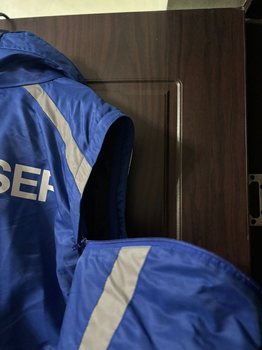 Haine de lucru stare foarte bună