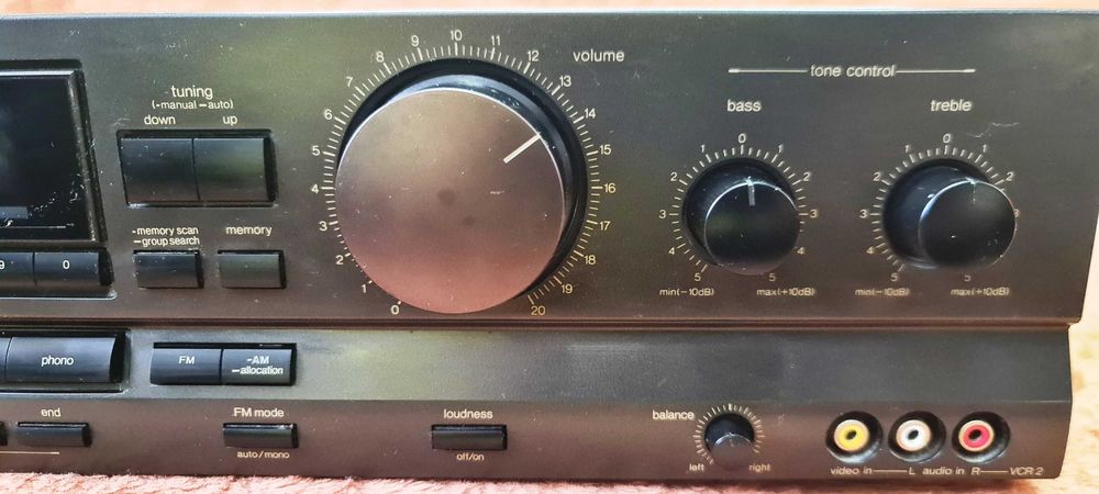 Technics SA-GX200 amplituner 2X60W pe 8 Ohm