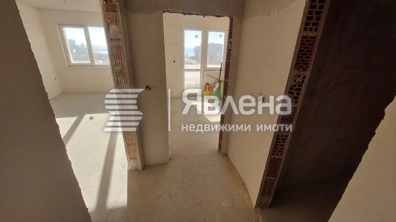 Продава се Двустаен апартамент в Поморие - 69 кв.м за 861 €/кв.м - Снимка #3