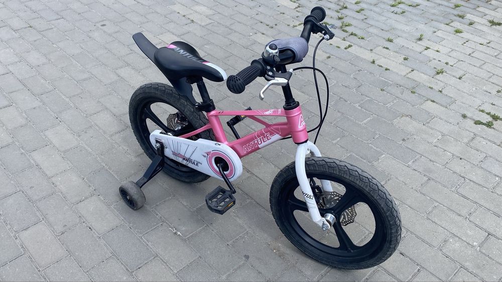 Детский велосипед, колеса 14 дюймов
