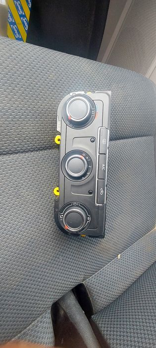 Piese vw transporter t5 2.0 tdi 2013