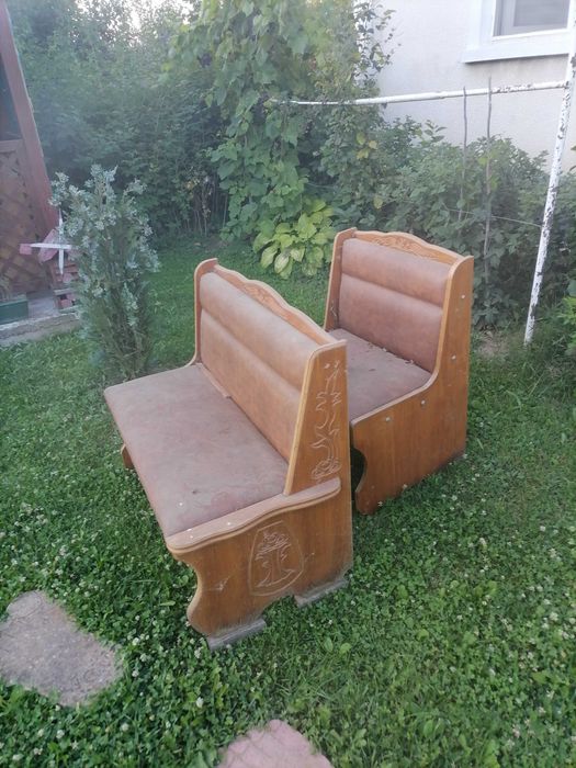 Două canapele preț 1200 lei impecabile, si 2 canapele si pin masiv gratis g