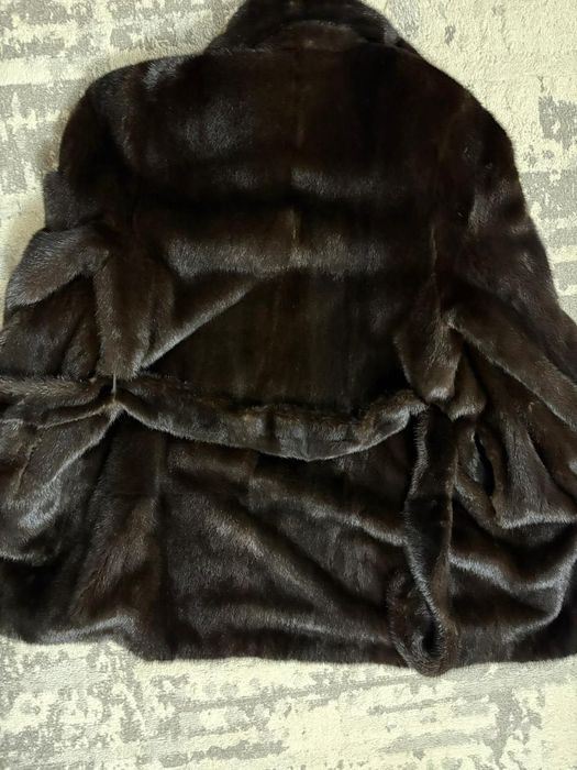 продам норковую шубу