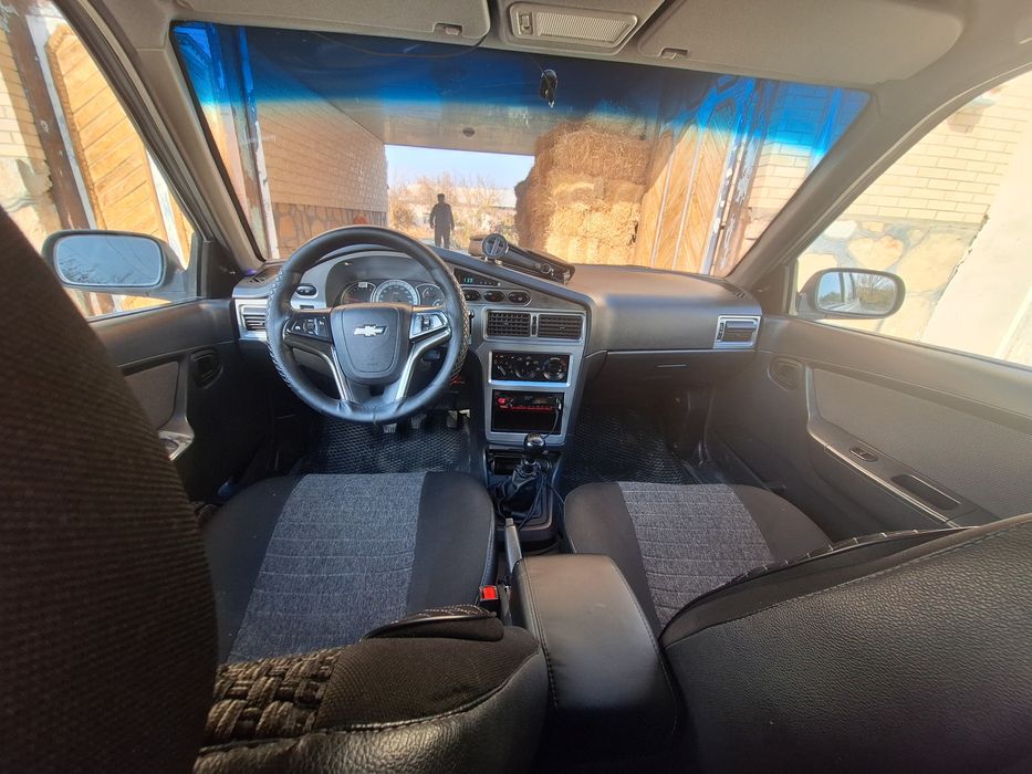 Nexia 2 SONC GLE 2012 yil, oq rang, metan, konditsioner