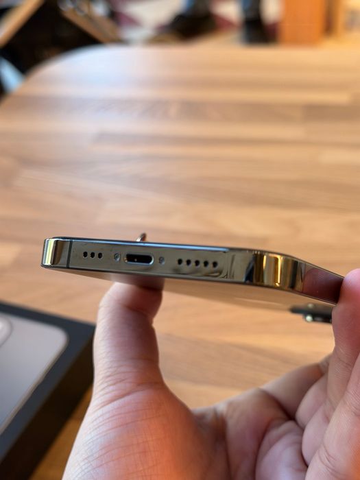 Продам iPhone 13 Pro, 256 ГБ, Graphite