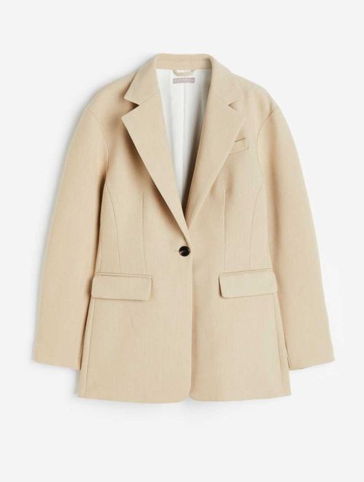 Дамско вталено сако