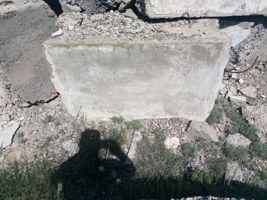 Продам Бетонные блоки