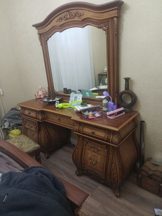 Мебель спальный гарнитур