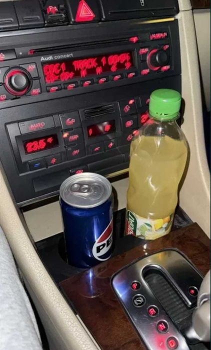Audi A4 B6/B7 Cup Holder / Suport Pahare