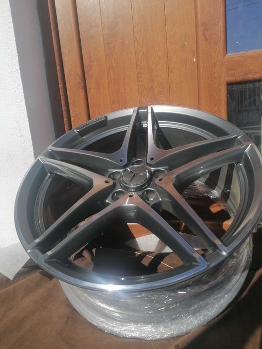 Оригинални 19 джанти за Mercedes C63 AMG