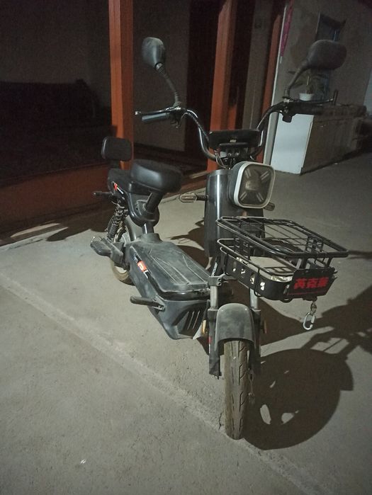 Продам электро скутер