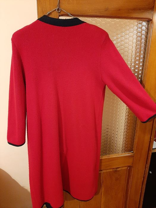 Pardesiu tricotat de damă