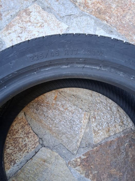 225 45 17 Pireli