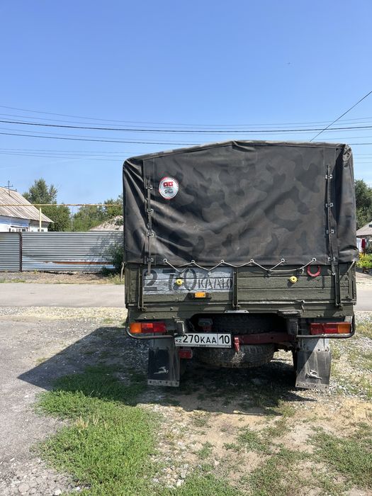 Продам Уаз 3303 головастик