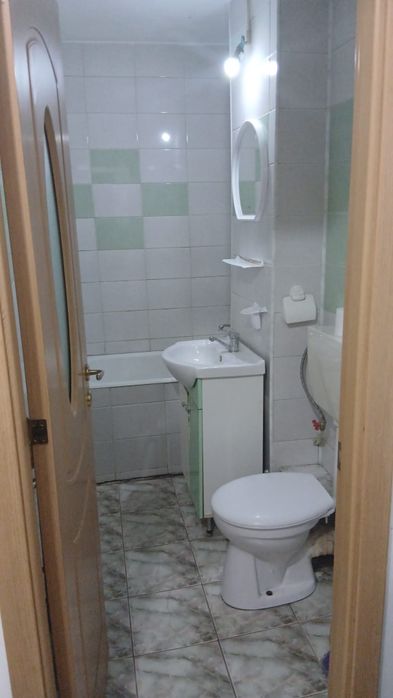 Închiriem garsonieră