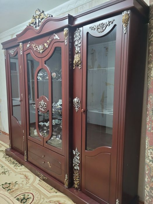 Стенка б/у в отличном сост.