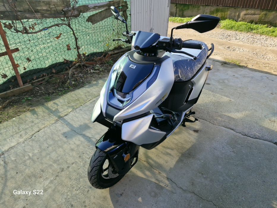 Scuter CF Moto ZEEHO AE8S+'24