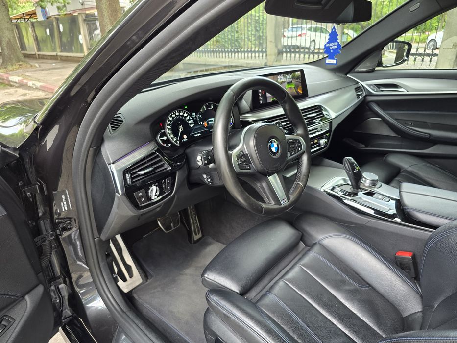 BMW Seria 5 520d xDrive g31 M pachet