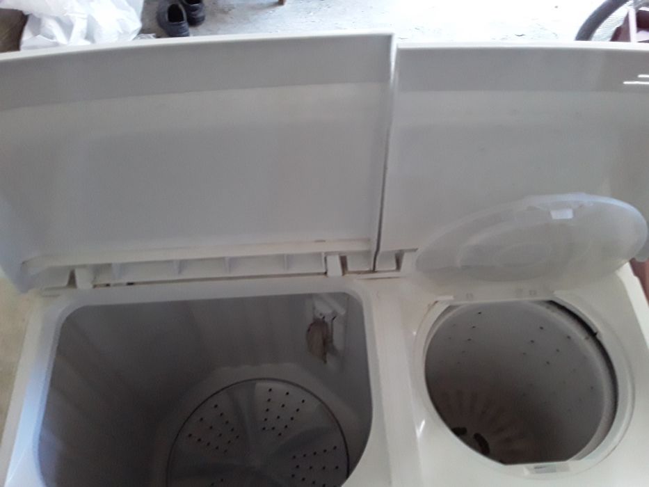 Yangi polavtomat kir yuvish mashinasi sotiladi