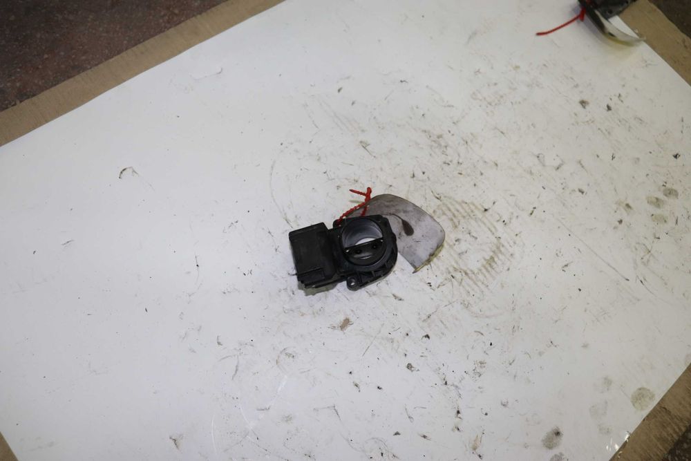 Дроселова клапа Корпус за Ford,Peugeot,Citroen 1.4 D  96561130,80