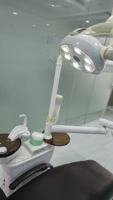 Stomatologik kreslo CQ215A Стом.кресло